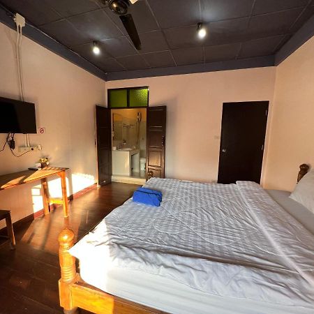 Madera House Chiang Mai Hotel Eksteriør billede