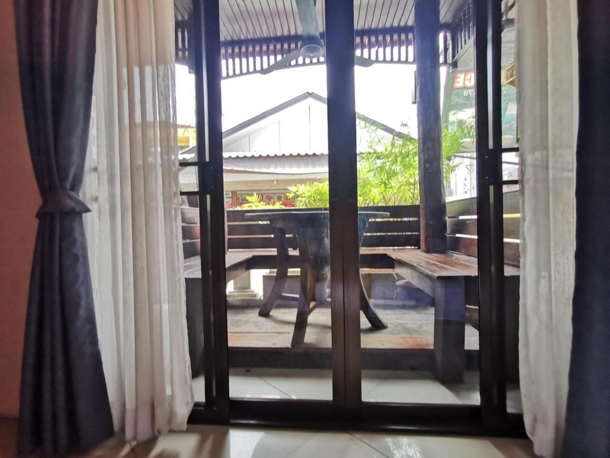 Madera House Chiang Mai Hotel Eksteriør billede