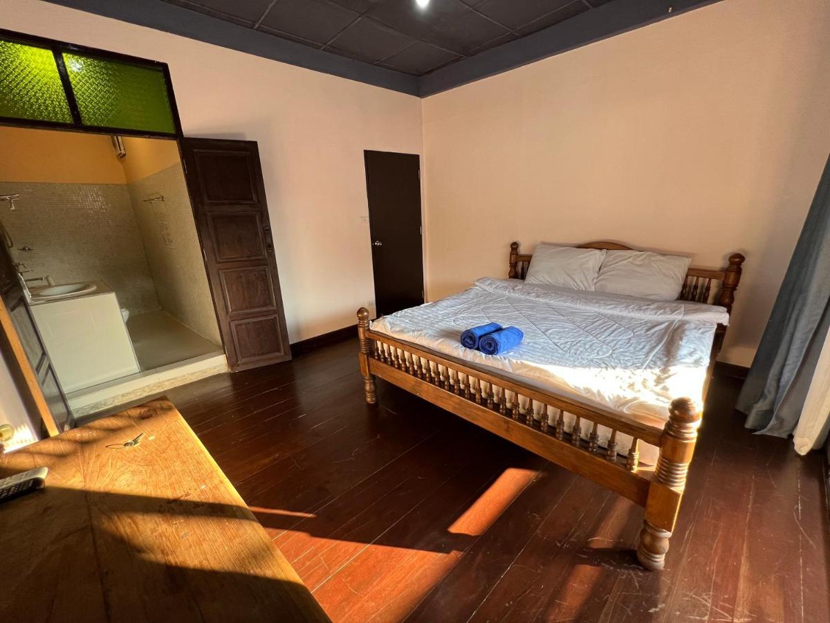 Madera House Chiang Mai Hotel Eksteriør billede
