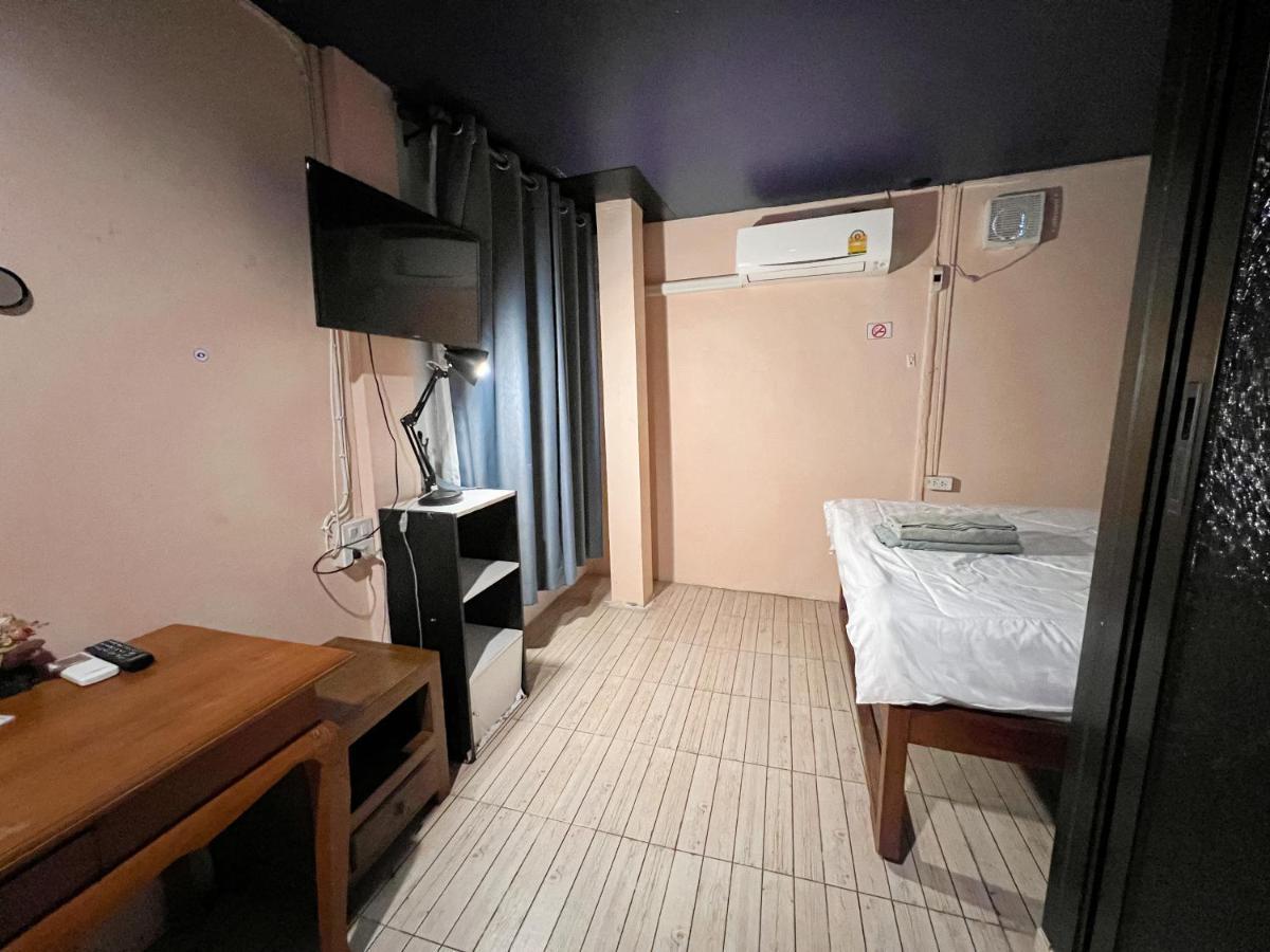 Madera House Chiang Mai Hotel Eksteriør billede